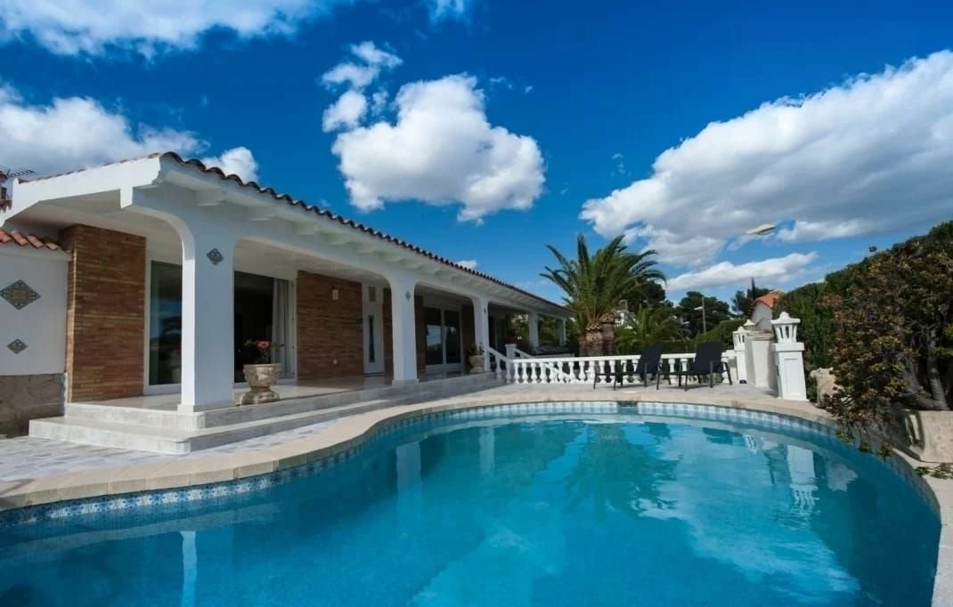 5 Schlafzimmer Haus in La Nucia, Spain, Nr. 284621