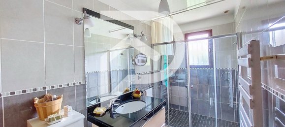 5 chambres Maison à Vernouillet, France No. 66628 7