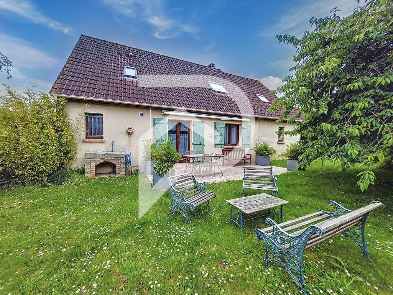 5 chambres Maison à Vernouillet, France No. 66628