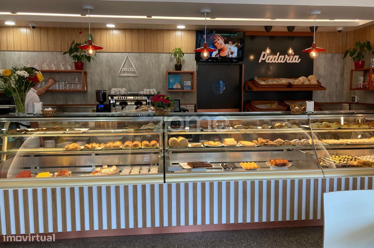 64m² Commercial property in Cascais, Portugal No. 329711