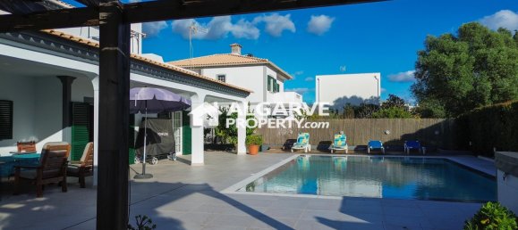 5 غرف نوم فيلا في Almancil, Portugal رقم 88668 10