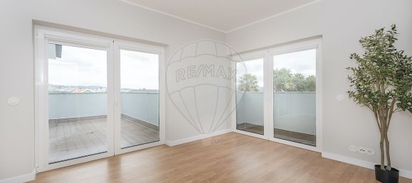 4 bedrooms House in Loures, Portugal No. 46395 23