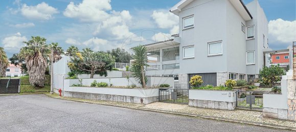 4 bedrooms House in Loures, Portugal No. 46395 44