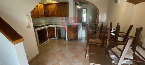 4 غرف نوم منزل في Colle di Val d'Elsa, Italy رقم 374870 2