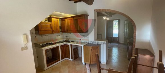 4 غرف نوم منزل في Colle di Val d'Elsa, Italy رقم 374870 3