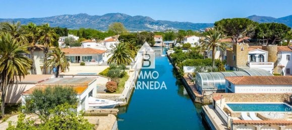 Apartamento T2 em Empuriabrava, Spain N.º 137995 14