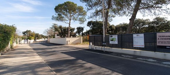 قطعة أرض في Castries, France 615متر مربع رقم 186794 2