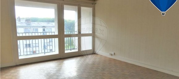 2 bedrooms Apartment in Bourges, France No. 62329 2