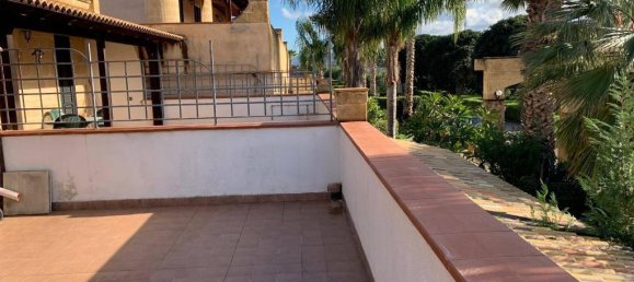 4غرفة شقة في Campofelice di Roccella, Italy رقم 32839 12