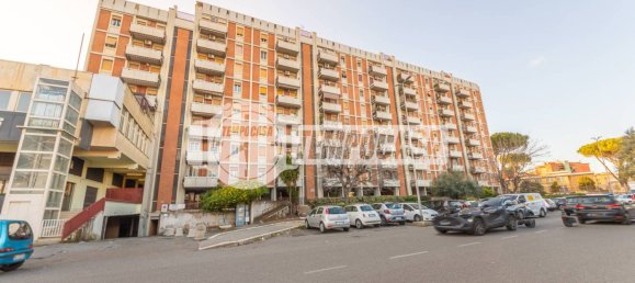 Apartamento de 2 dormitorios en Rome, Italy No. 323647 36