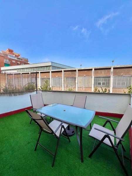 Коммерческая недвижимость с 1 спальней в Л'Оспиталет-де-Льобрегат, Испания № 264658