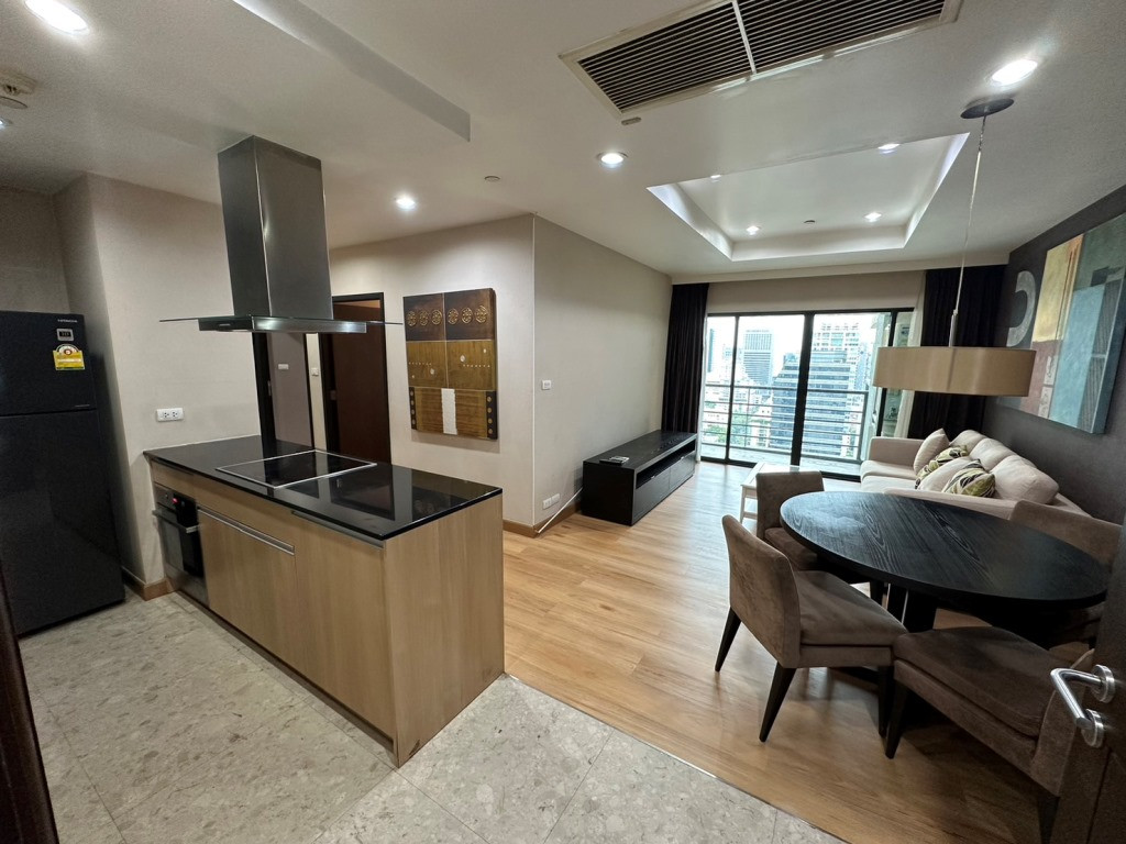 2 bedrooms Condo in Bangkok, Thailand No. 8408