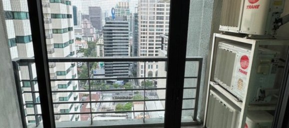 2 bedrooms Condo in Bangkok, Thailand No. 8408 4