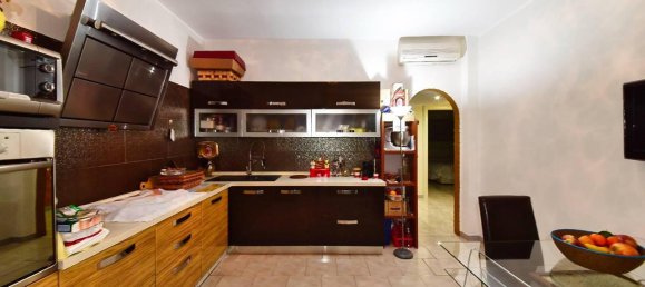 Apartamento de 4 divisões em Senago, Italy N.º 33801 9