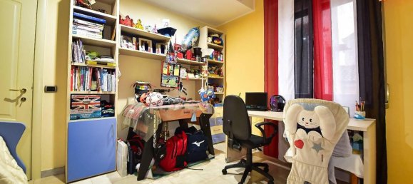 Apartamento de 4 divisões em Senago, Italy N.º 33801 15