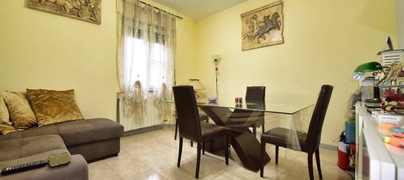 Apartamento de 4 divisões em Senago, Italy N.º 33801 2