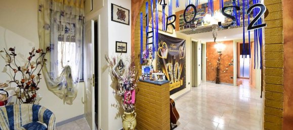 Apartamento de 4 divisões em Senago, Italy N.º 33801 6