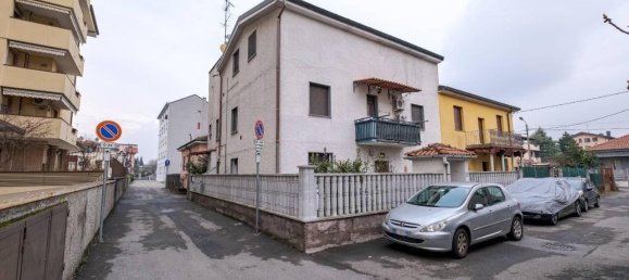 Apartamento de 4 divisões em Senago, Italy N.º 33801 25