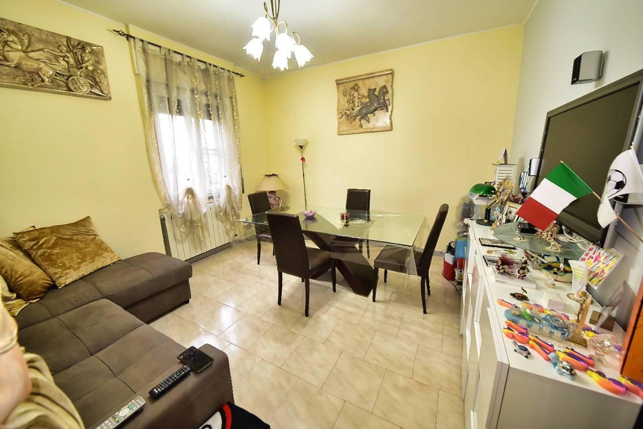 Apartamento de 4 divisões em Senago, Italy N.º 33801
