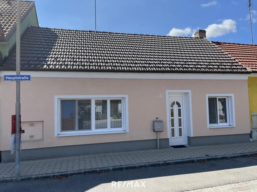 3 rooms House in Neusiedl an der Zaya, Austria No. 248173