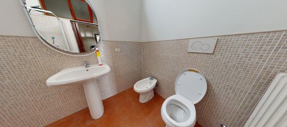 Квартира с 4 комнатами в Бари, Италия № 161081 16