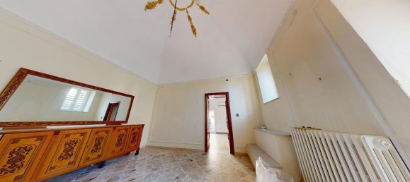 Квартира с 4 комнатами в Бари, Италия № 161081 8