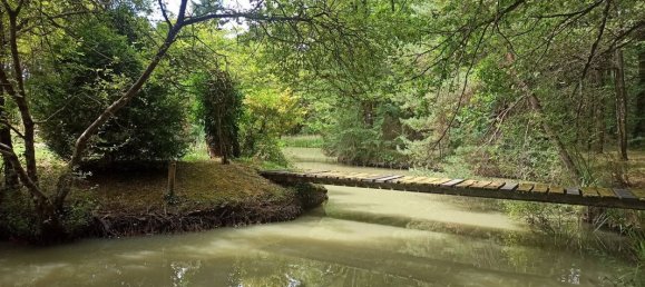 Grundstück in Vienne, France 100000m², Nr. 291958 2