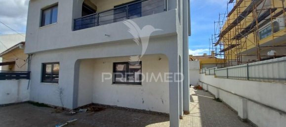 4 bedrooms House in Seixal, Portugal No. 183405 20