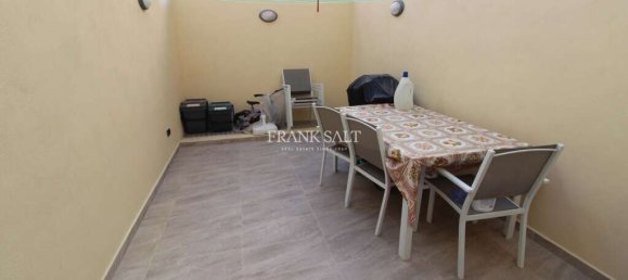 3 chambres Appartement à Gharb, Malta No. 657 7