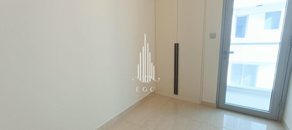3 bedrooms Villa in Al Reem Island, UAE No. 52773 12