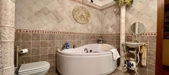 7 rooms Villa in Pistoia, Italy No. 219138 25