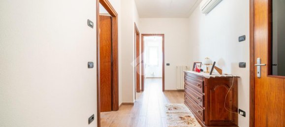 8-Zimmer Villa in Reggio Emilia, Italy, Nr. 2658 17