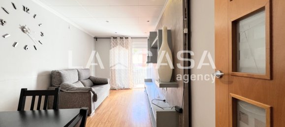 Квартира с 2 спальнями в Бадалона, Испания № 20165 4