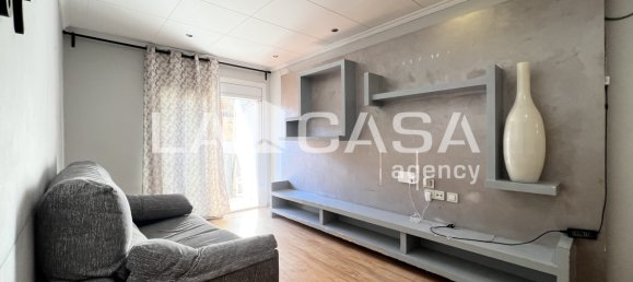 Квартира с 2 спальнями в Бадалона, Испания № 20165 2