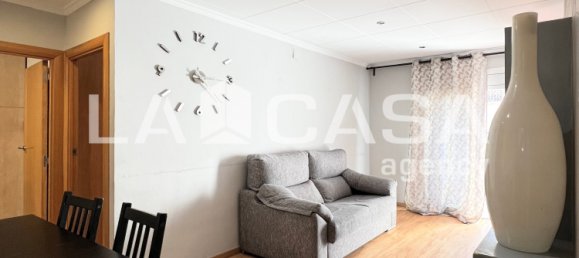 Квартира с 2 спальнями в Бадалона, Испания № 20165 5