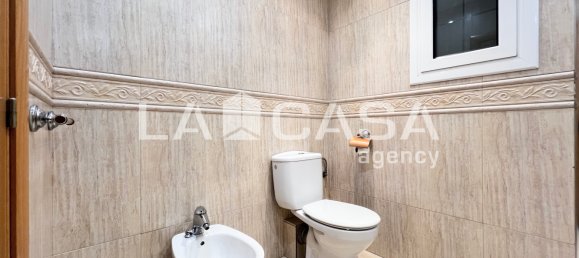 Квартира с 2 спальнями в Бадалона, Испания № 20165 16