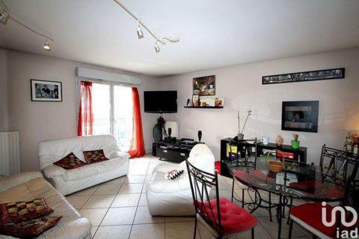 Apartamento com 2 quartos em condomínio em Lyon, France N.º 36110