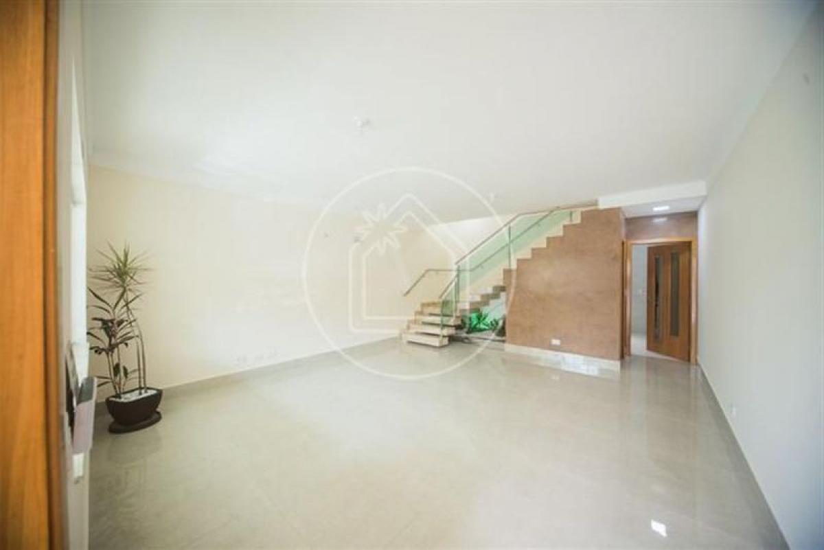 Casa de 3 dormitorios en Sao Paulo, Brazil No. 462619