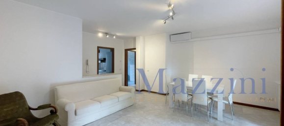 3 bedrooms Apartment in Forte dei Marmi, Italy No. 323945 2