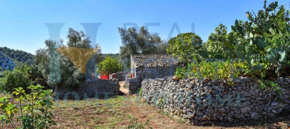 4 rooms House in Noto, Italy No. 20335 45