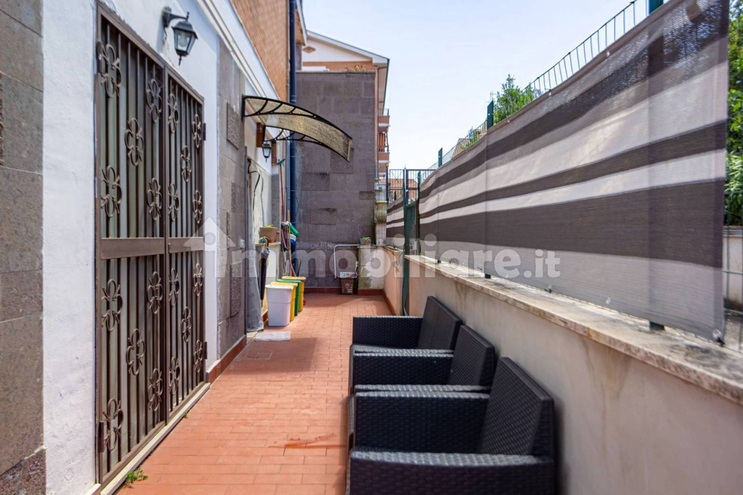 Apartamento de 2 dormitorios en Gallicano nel Lazio, Italy No. 215021