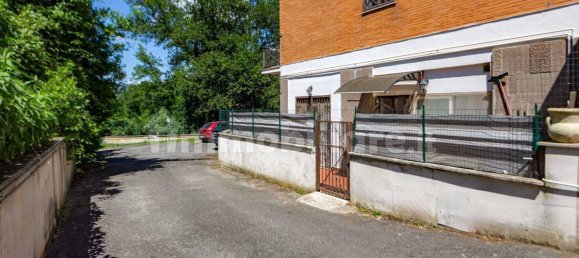 Apartamento de 2 dormitorios en Gallicano nel Lazio, Italy No. 215021 23