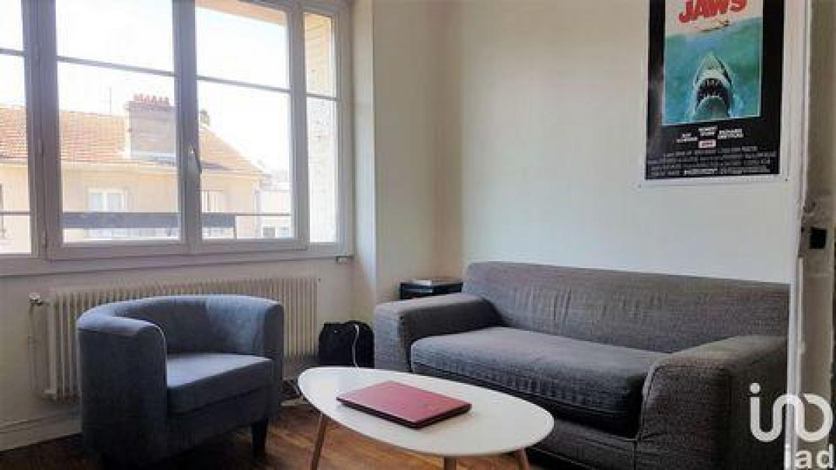 Studio in the Condo in Nancy, France No. 4004