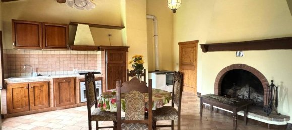 17 rooms House in Città di Castello, Italy No. 102211 5