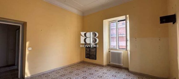 1 bedroom Apartment in Rome, Italy No. 324597 5