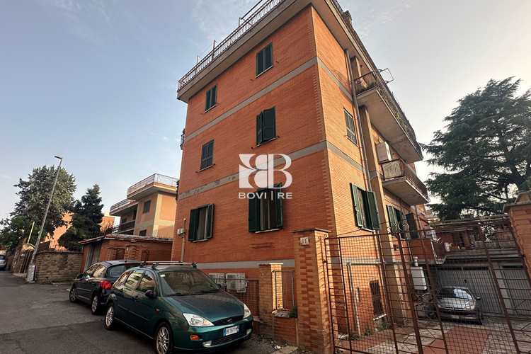 1 bedroom Apartment in Rome, Italy No. 324597