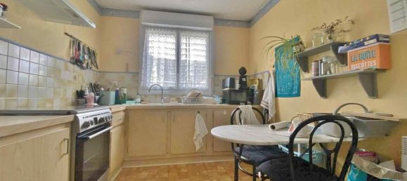 3 bedrooms House in Manche, France No. 357491 5