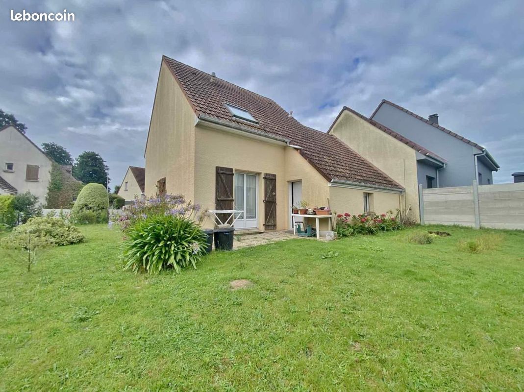 3 bedrooms House in Manche, France No. 357491