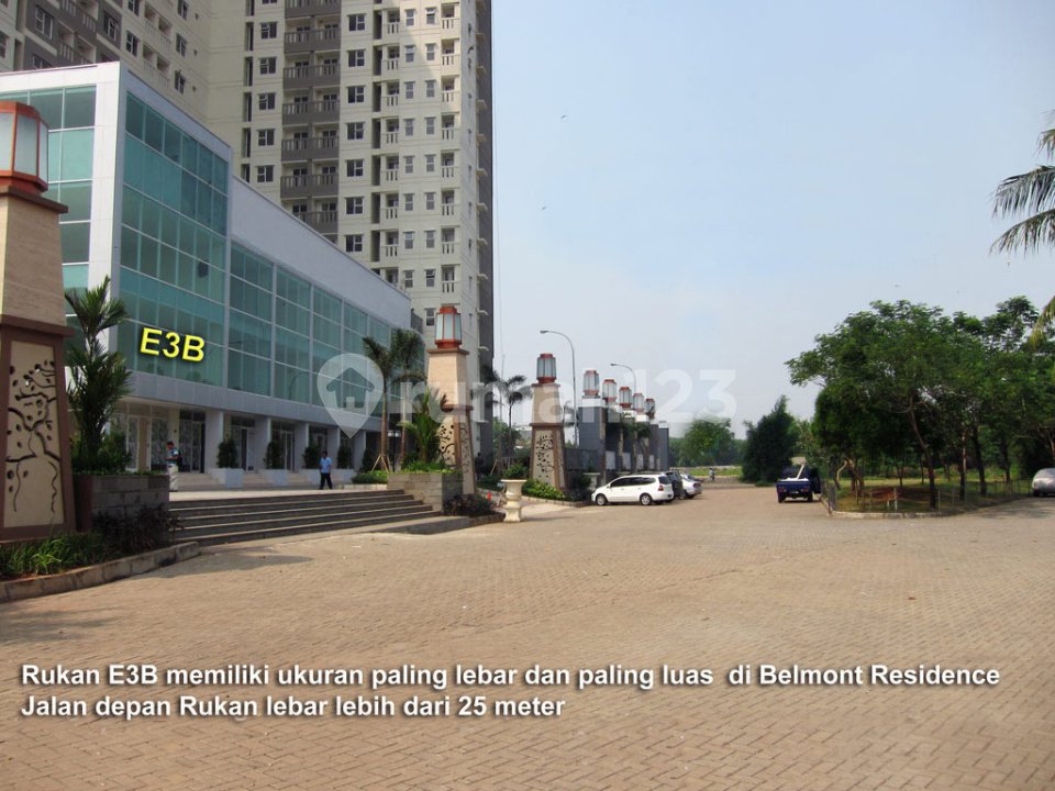 Loja em Kembangan, Indonesia 252 m² N.º 1406