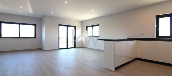 2 chambres Appartement à Quelfes, Portugal No. 149393 5